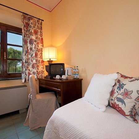 Hotel Molino D'Era Волтера Екстериор снимка