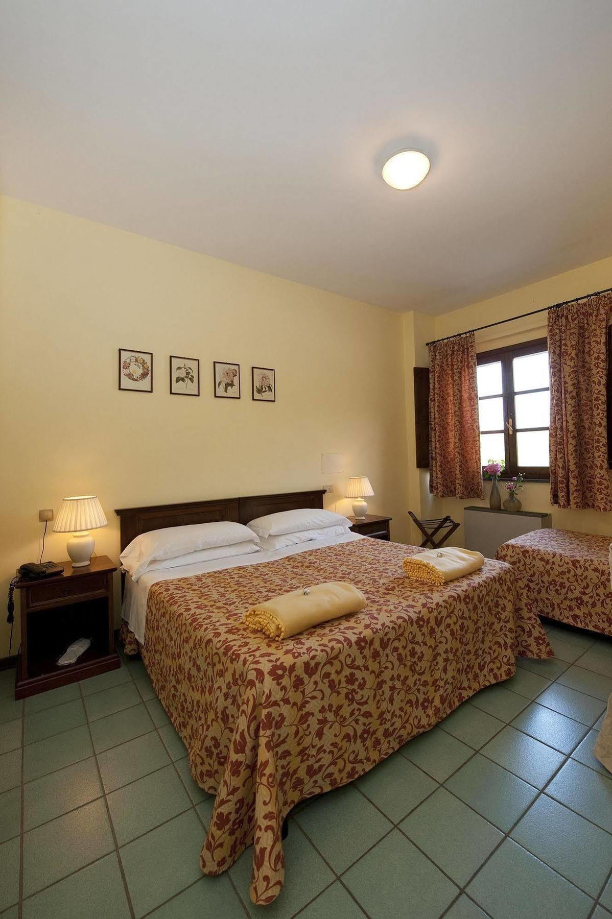 Hotel Molino D'Era Волтера Екстериор снимка